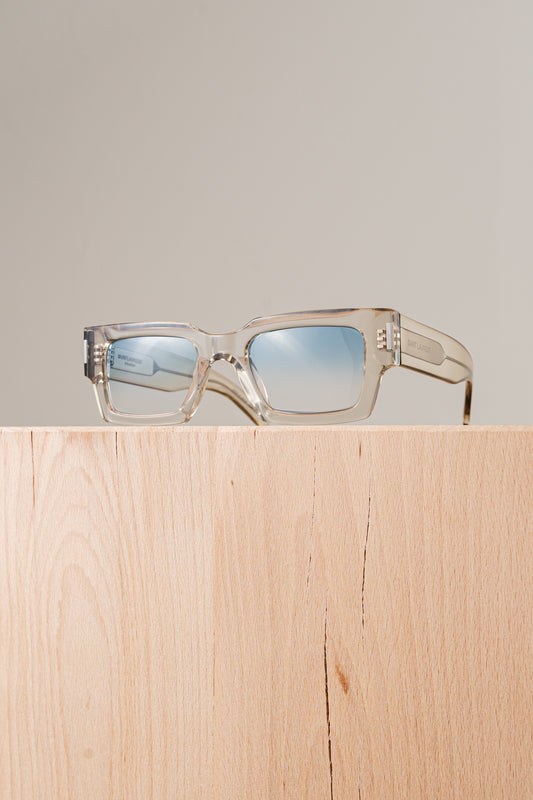 Saint Laurent 572 / 003