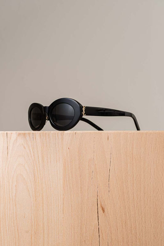 Saint Laurent M136 / 001