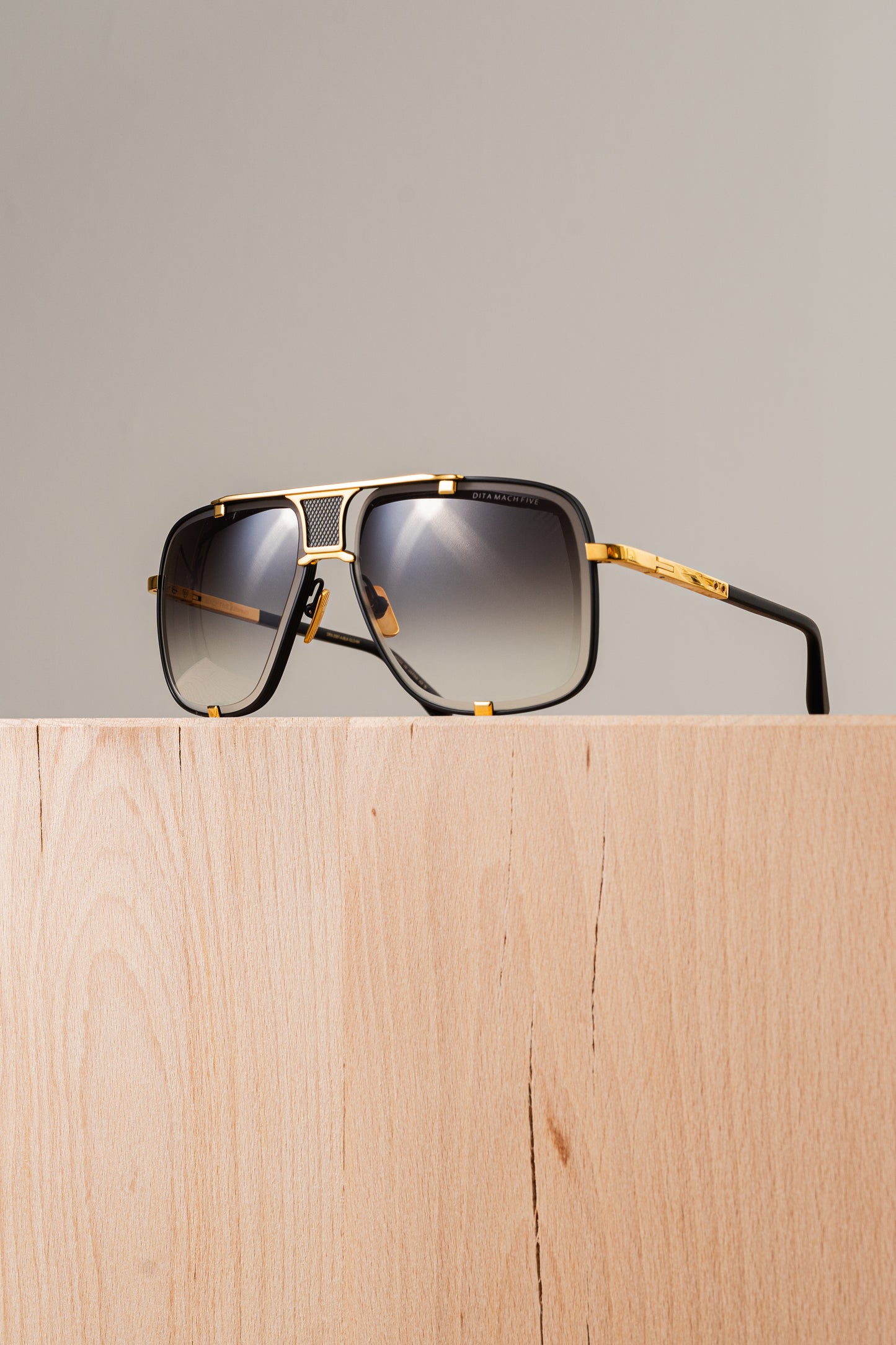 DITA Mach Five