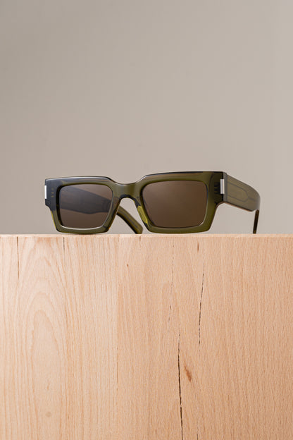 Saint Laurent  572 / 005