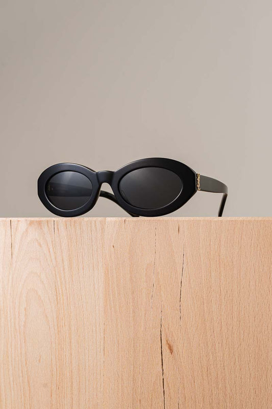Saint Laurent M136 / 001