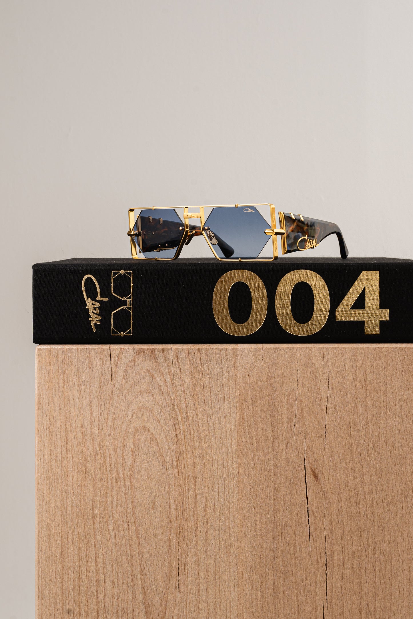 CAZAL Limited Edition 004